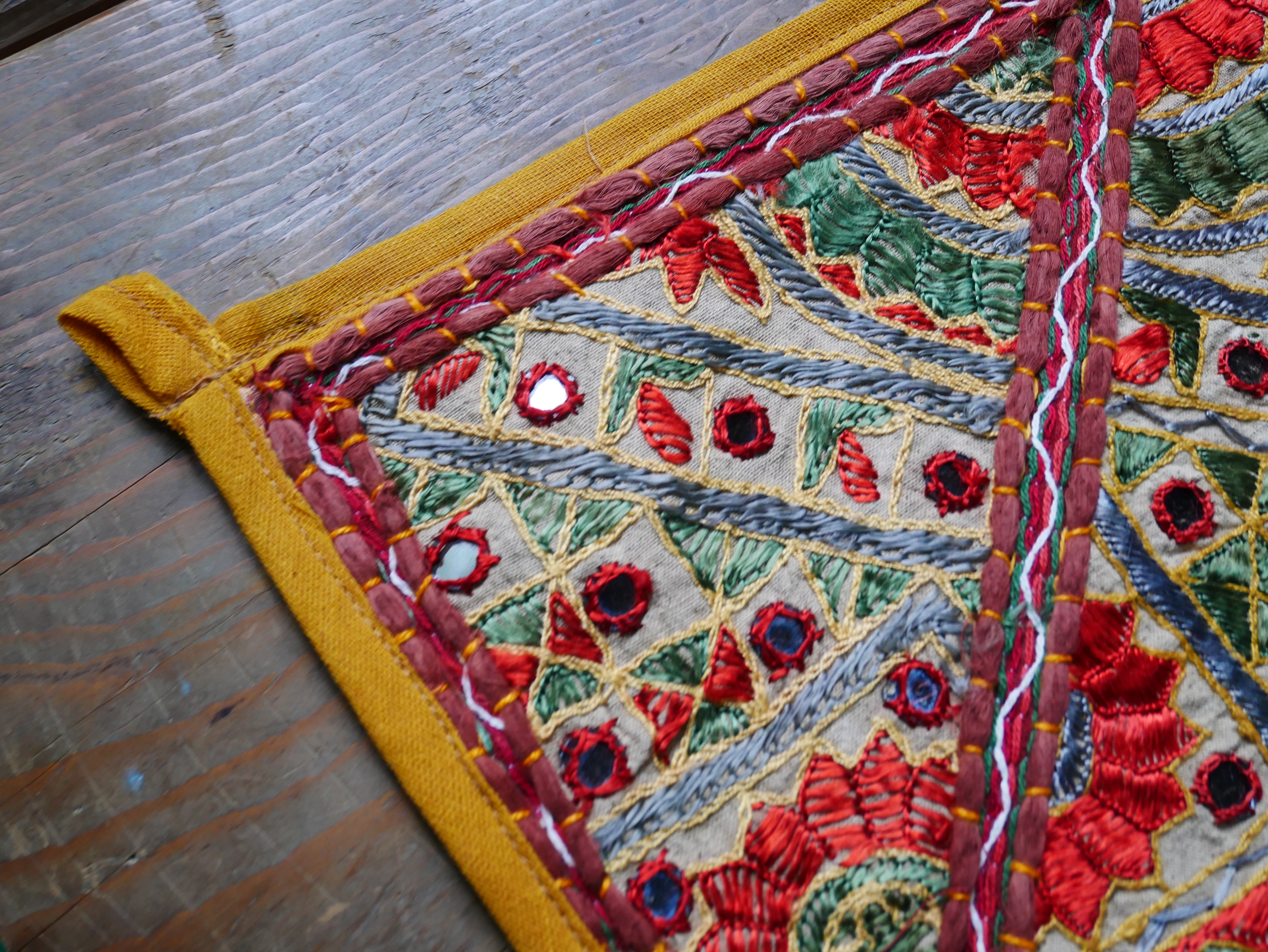 Toran bordado - Colgante de puerta indio - Cenefa de ventana estilo bohemio Masala - Índigo o verde bosque