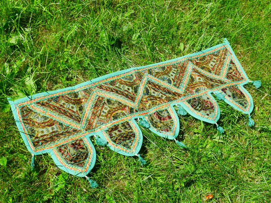 Embroidery Toran - Indian door hanging - Boho window valance green