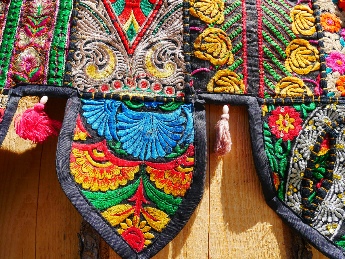 Extra Large Indian Toran 6.5 ft – Handmade Door Hanging & Window Valance