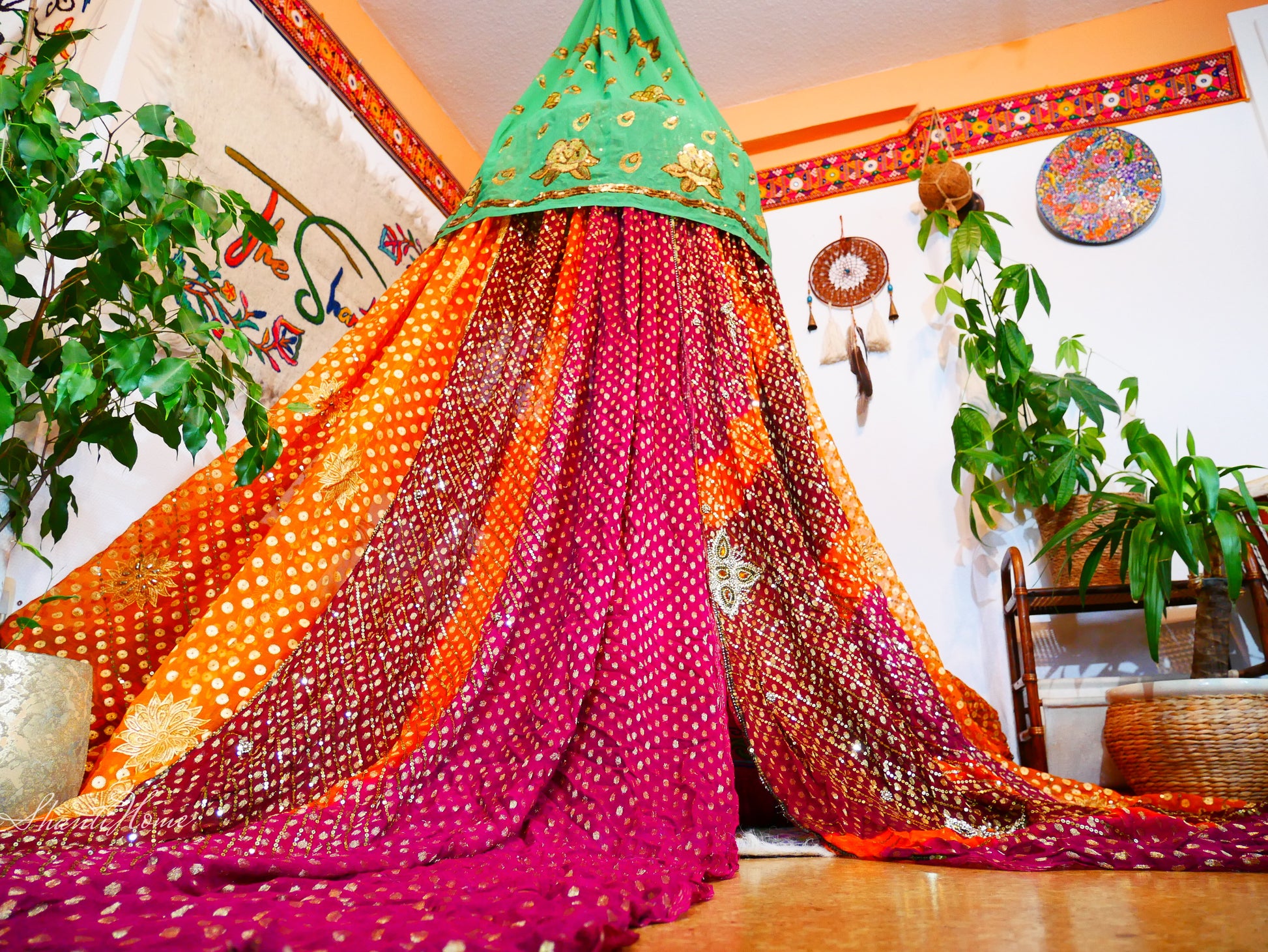 Wedding Saree canopy Boho Hanging Tent- bed canopy bohemian wedding backdrop Hippie decor floor seating area meditation room Shanti