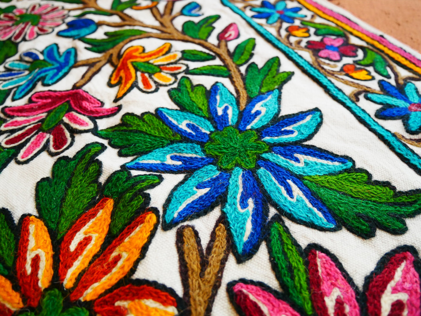 Kashmiri Crewel Embroidered Table Runner – Handmade Floral Table Decor with Traditional Crewel Embroidery
