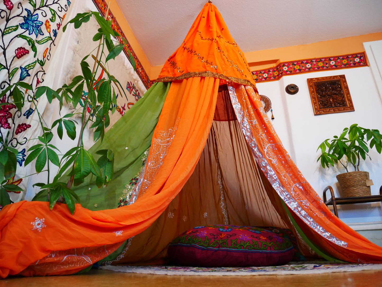 Boho canopy - Saree tent - bed canopy  | hippie decor - Shanti baldachin for Meditation Spaces or Reading nooks