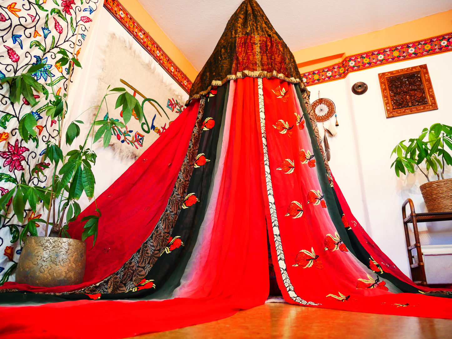 Boho canopy - Saree tent - bed canopy  | hippie decor - Shanti baldachin for Meditation Spaces or Reading nooks