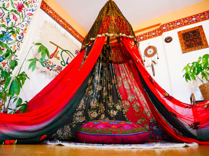 Boho canopy - Saree tent - bed canopy  | hippie decor - Shanti baldachin for Meditation Spaces or Reading nooks