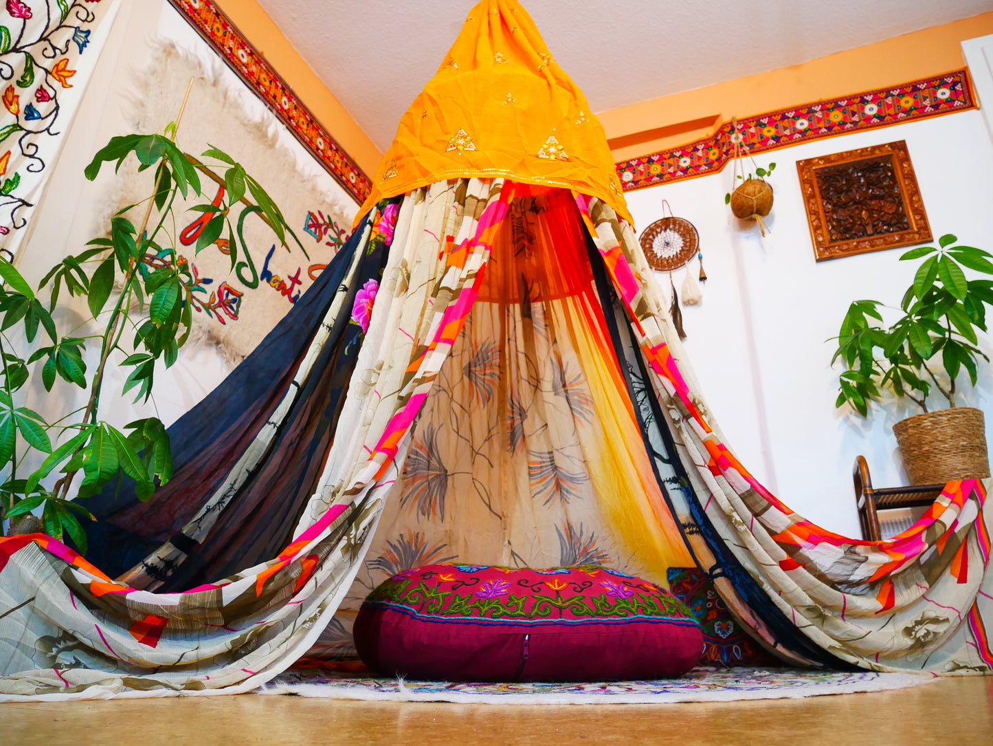 Boho canopy - Saree tent - bed canopy  | hippie decor - Shanti baldachin for Meditation Spaces or Reading nooks