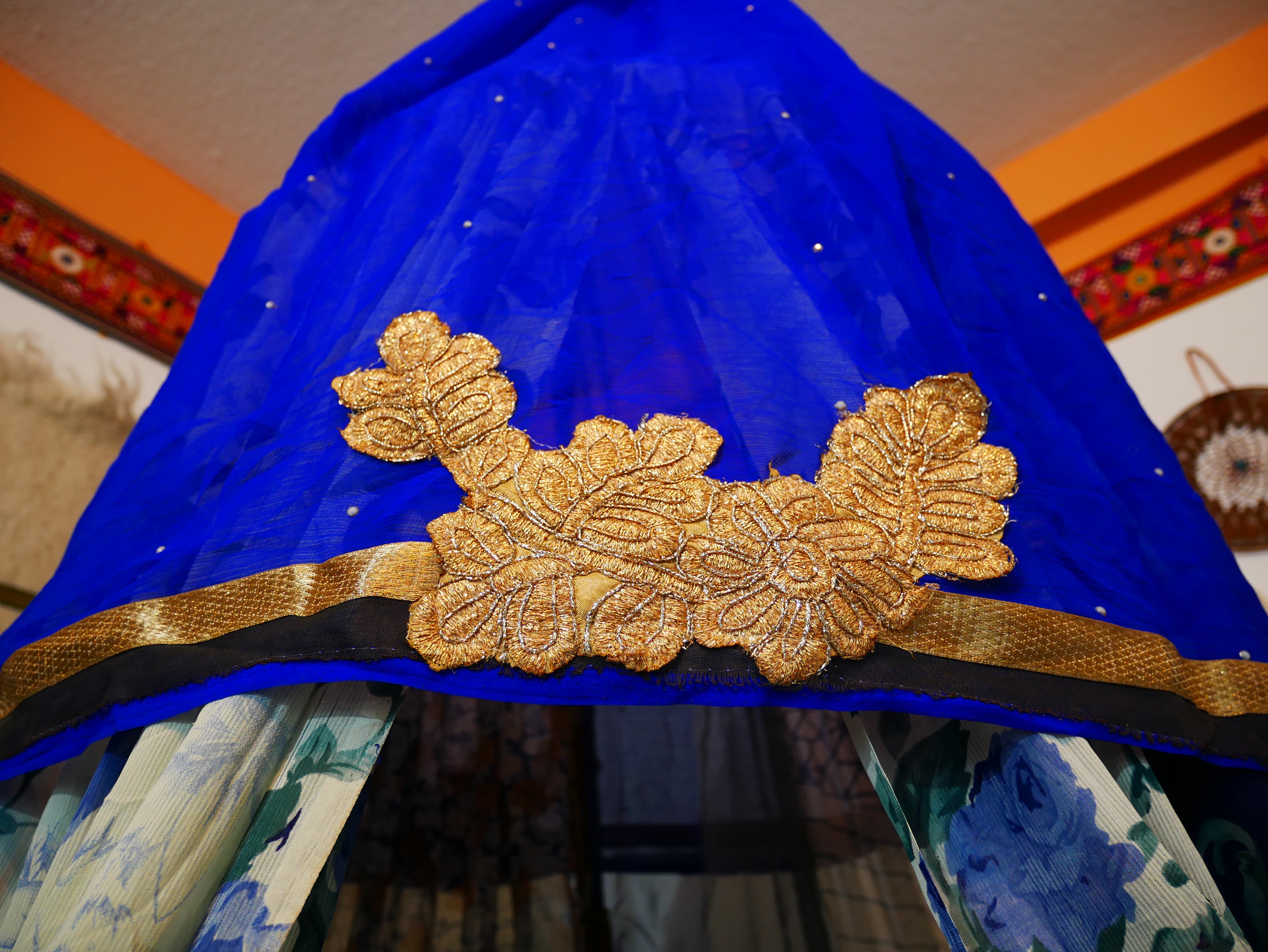 Saree canopy - indoor tent - bed canopy | bohemian wedding backdrop | Indian Hippie decor - floor seating area | meditation room - glamping