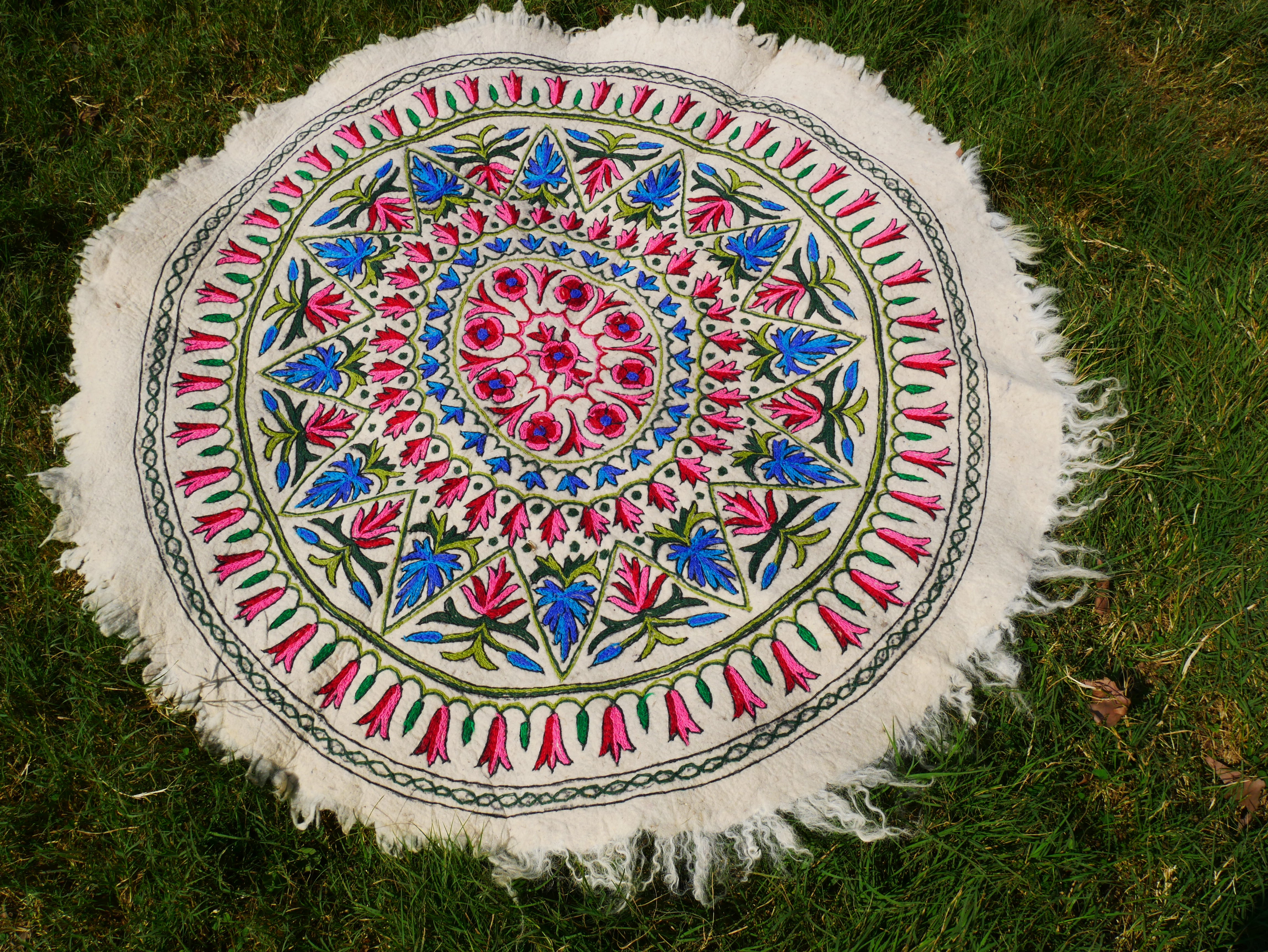 Round Mandala Wool Rug 5ft | Hand-Felted Namda From Kashmir | Boho Embroidered Area Carpet