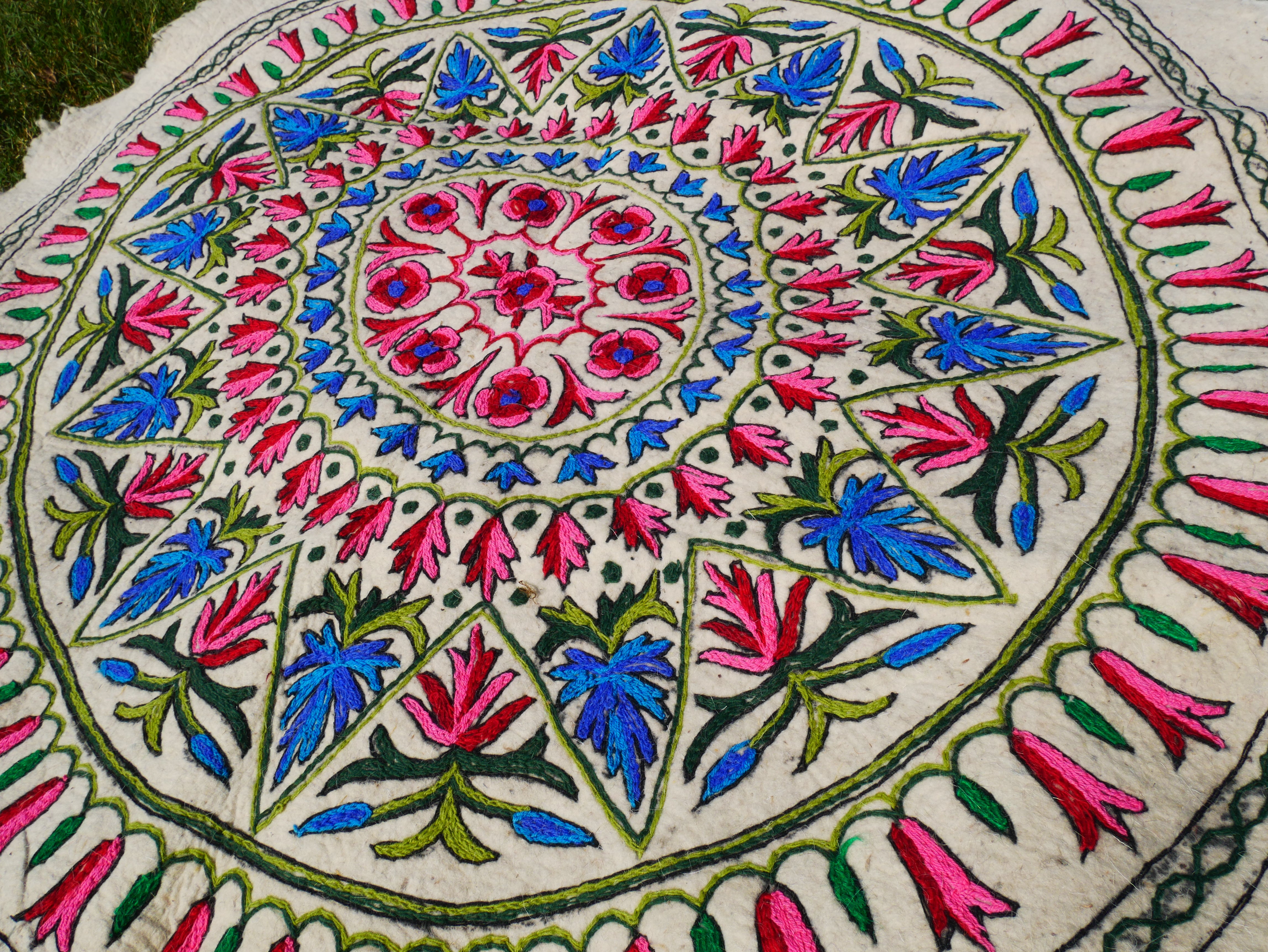 Round Mandala Wool Rug 5ft | Hand-Felted Namda From Kashmir | Boho Embroidered Area Carpet