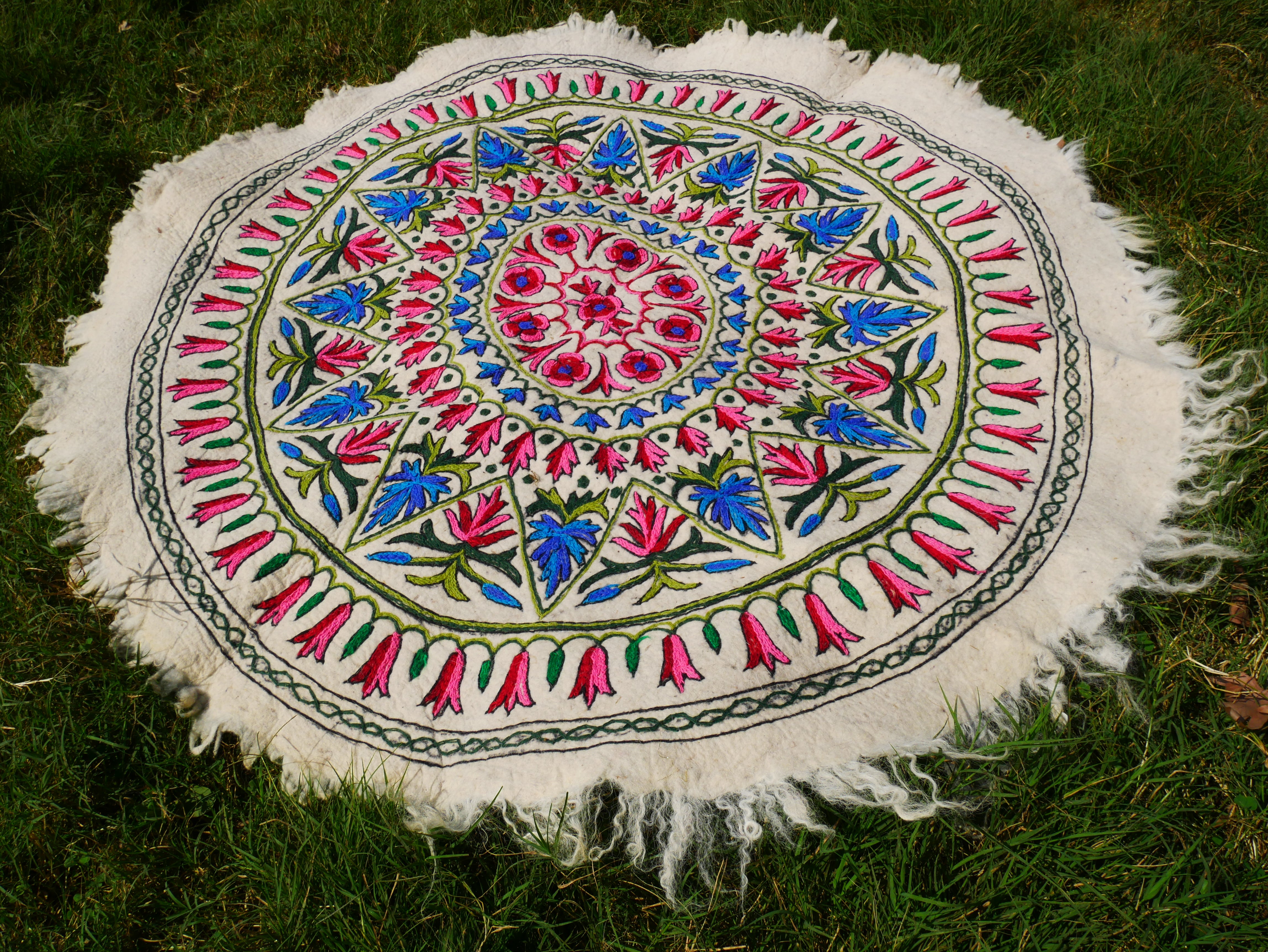 Round Mandala Wool Rug 5ft | Hand-Felted Namda From Kashmir | Boho Embroidered Area Carpet