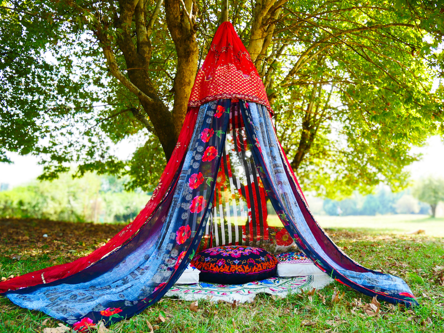 Saree tent Indian canopy - boho bed canopy  | bohemian wedding backdrop - Hippie decor - floor seating area | meditation room - Shanti baldachin