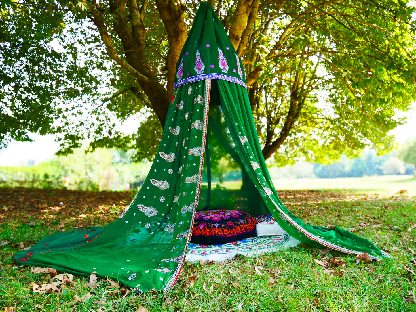 Boho canopy - Saree tent - bed canopy  | hippie decor - Shanti baldachin for Meditation Spaces or Reading nooks