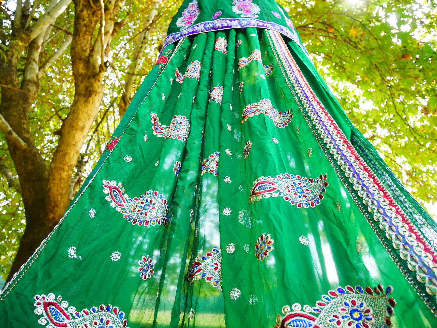 Boho canopy - Saree tent - bed canopy  | hippie decor - Shanti baldachin for Meditation Spaces or Reading nooks