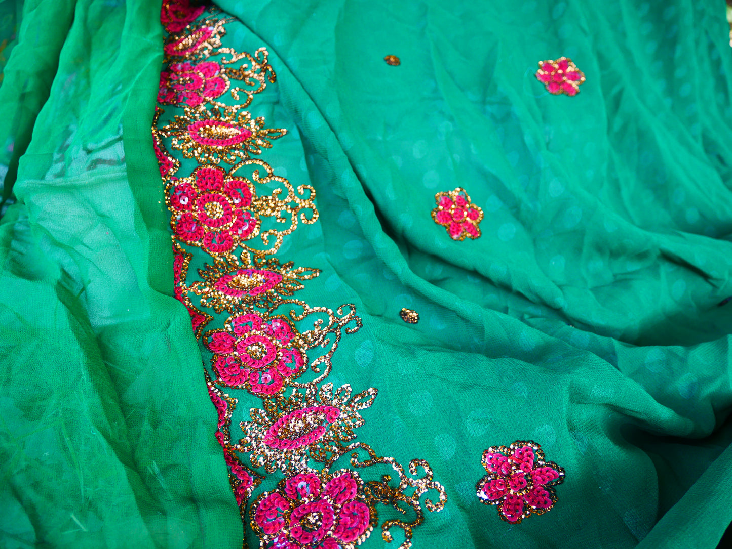 Boho canopy - Saree tent - bed canopy  | hippie decor - Shanti baldachin for Meditation Spaces or Reading nooks