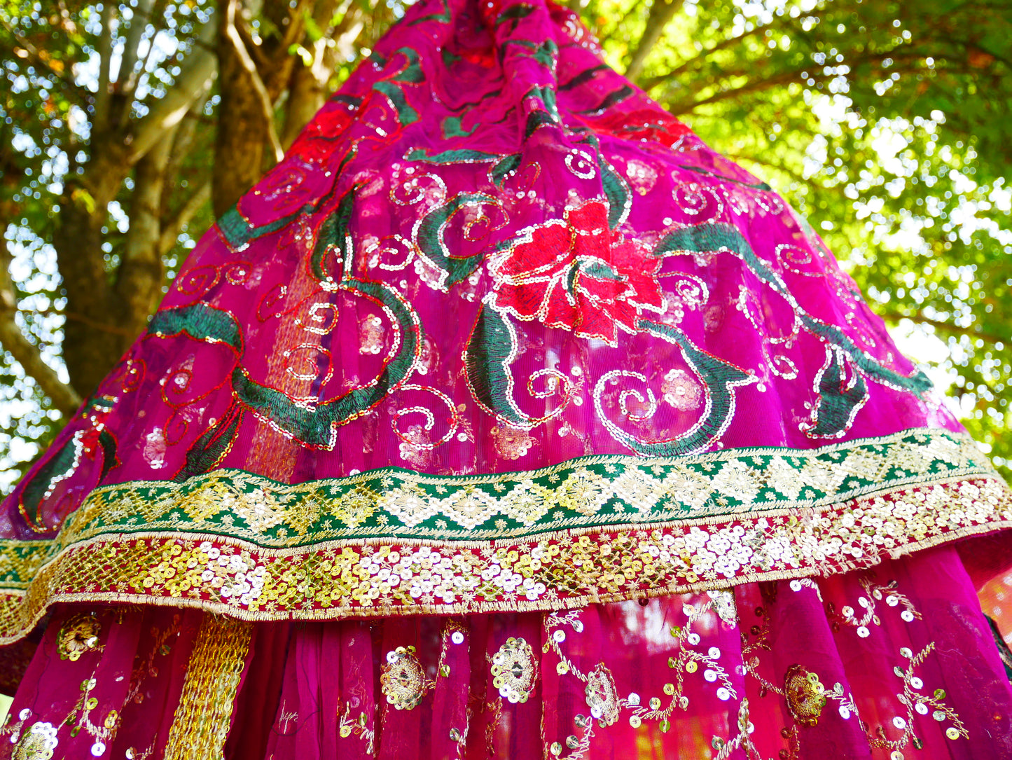 Saree canopy - indoor tent - bed canopy | bohemian wedding backdrop | Indian Hippie decor - floor seating area | meditation room - glamping