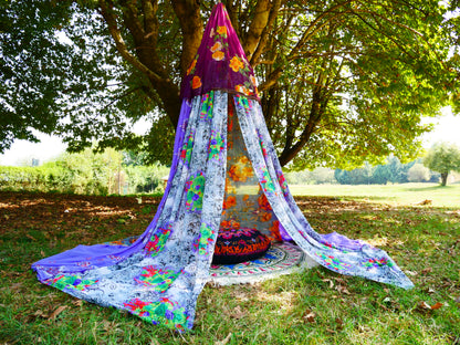 Saree tent Indian canopy - boho bed canopy  | bohemian wedding backdrop - Hippie decor - floor seating area | meditation room - Shanti baldachin
