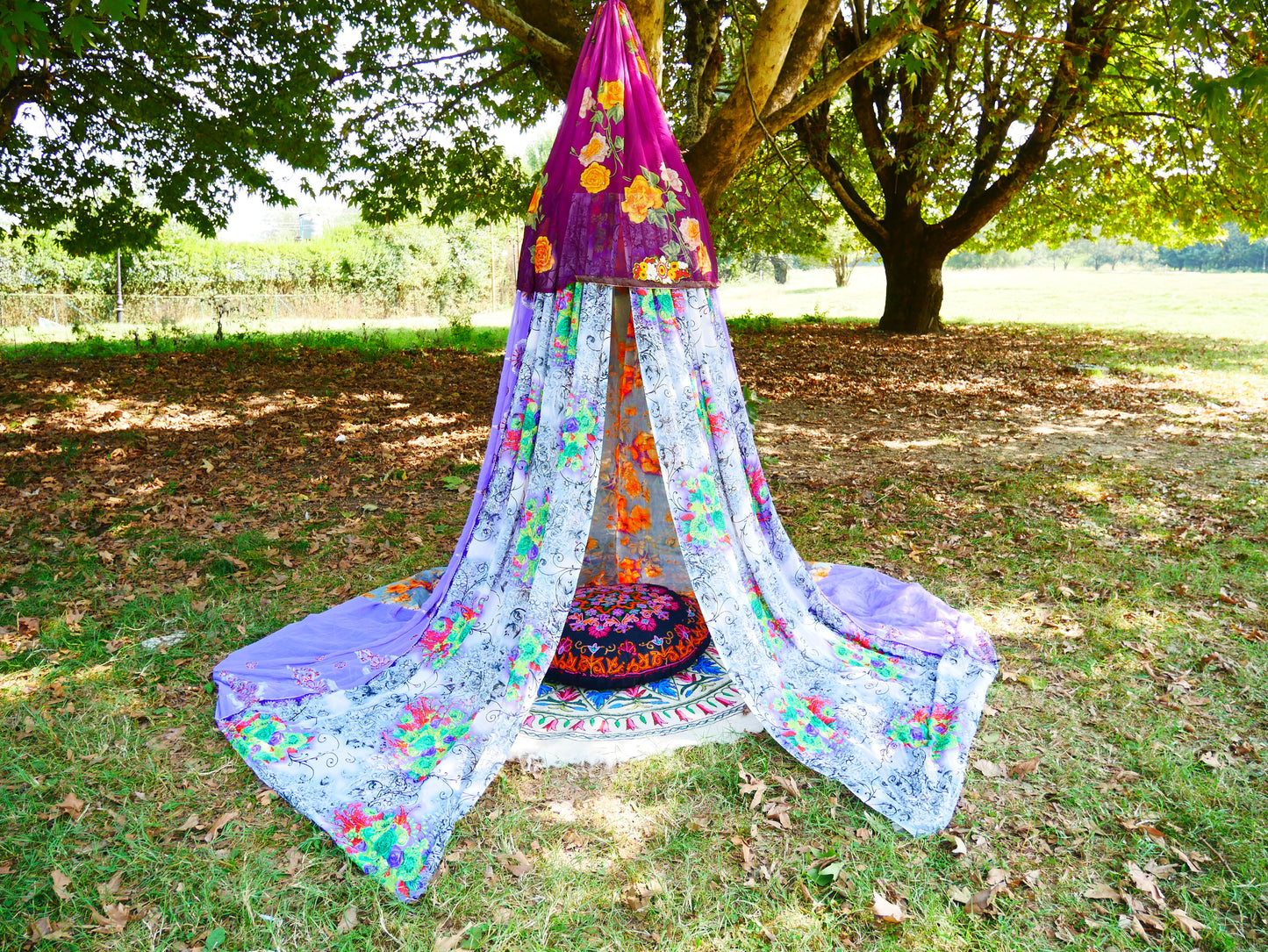 Saree tent Indian canopy - boho bed canopy  | bohemian wedding backdrop - Hippie decor - floor seating area | meditation room - Shanti baldachin