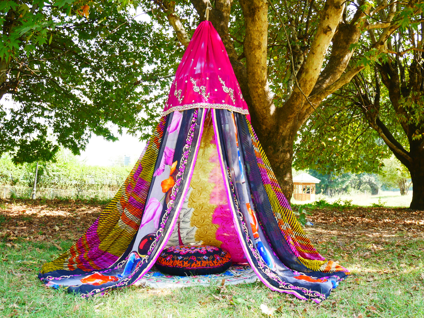 Boho canopy Saree tent - bed canopy  | hippie decor - Shanti baldachin for Meditation Spaces or Reading nooks