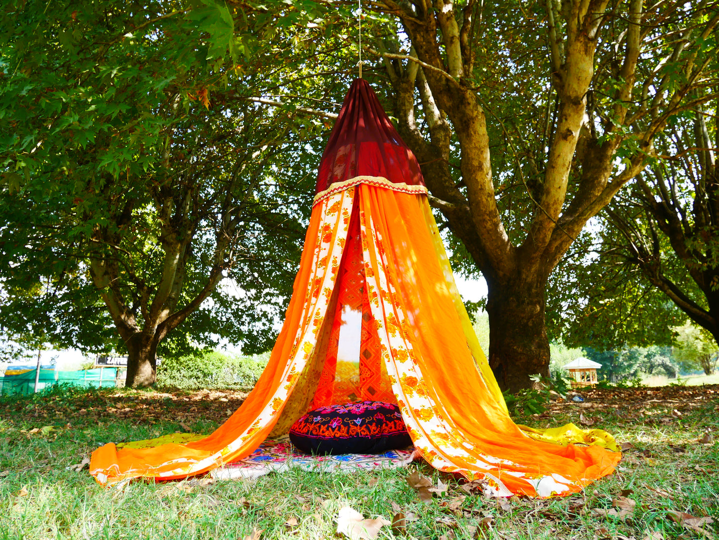 Boho canopy  Saree tent - bed canopy  | hippie decor - Shanti baldachin for Meditation Spaces or Reading nooks