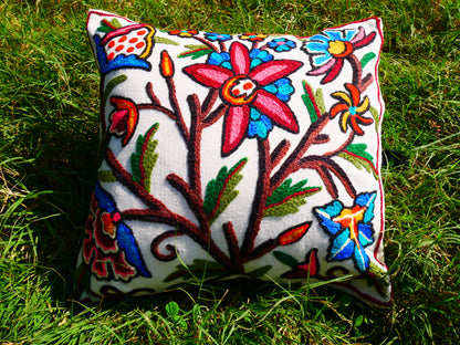 Kashmiri Embroidery pillow "Duanz Dar" Crewel Pillow Covers: Handcrafted by Artisans 16x16 inches