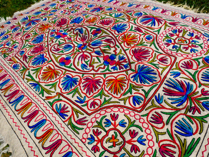 7x5 Boho Wool Rug “Namda” | Hand-Felted Kashmir Floor Carpet With Floral Embroidery | Cozy Hippie Home Decor