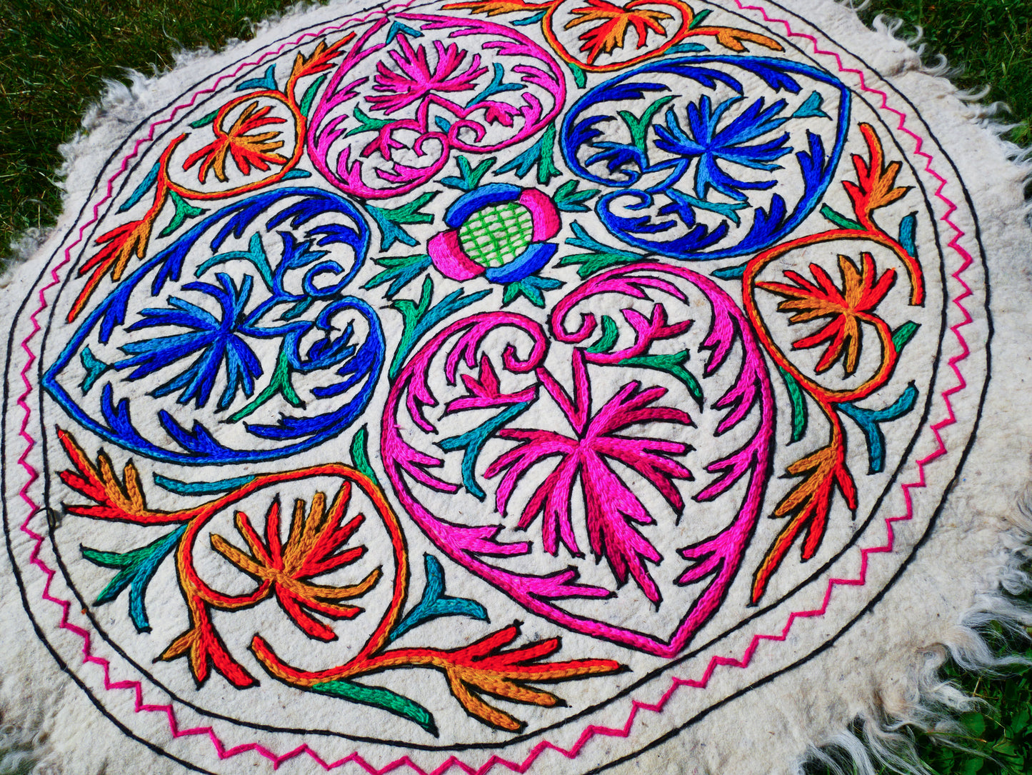 Round Mandala rug | Kashmiri "Namda" felt wool rug, hand embroidered colorful boho accent rug