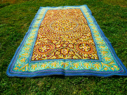 Wool rug Kashmiri "Namda" 6*10 traditional hand felted - floral embroidery | bohemian area rug from the Himalayas