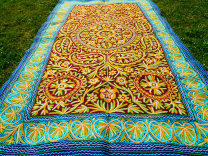Wool rug Kashmiri "Namda" 6*10 traditional hand felted - floral embroidery | bohemian area rug from the Himalayas