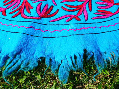 Round Flower Rug Kashmiri Namda hand felted Wool Rug | Floral Embroidery | Boho Kashmiri Area Carpet