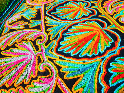 Round Wool Rug 5ft “Charcoal & Pink Mandala” | Hand-Felted Namda | Boho Kashmir Floor Art