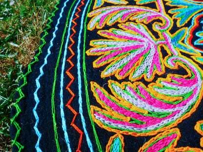 Round Wool Rug 5ft “Charcoal & Pink Mandala” | Hand-Felted Namda | Boho Kashmir Floor Art