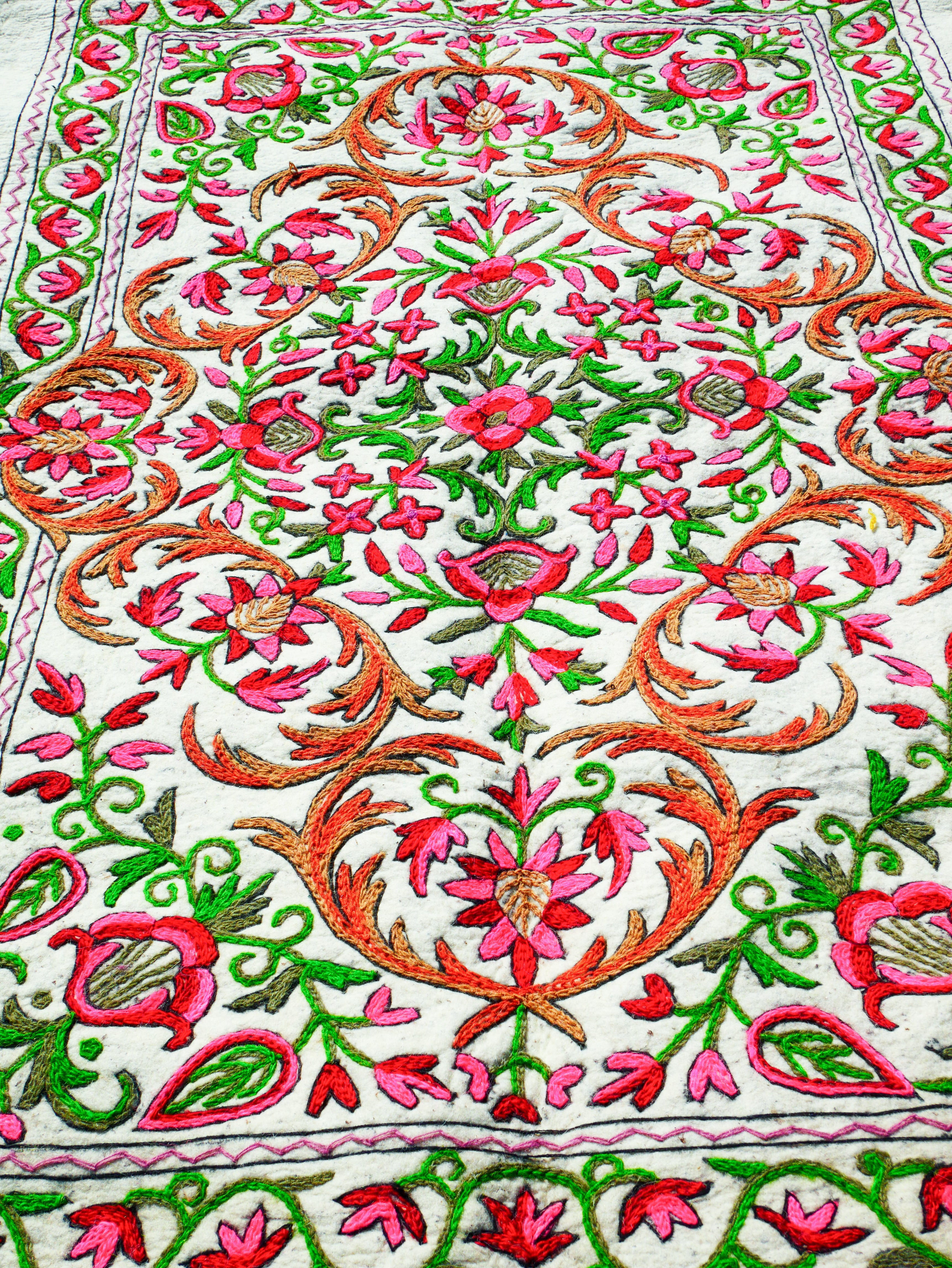 Alfombra artesanal de Cachemira, Namda afieltrado a mano de Cachemira | Alfombra de área bohemia bordada floral