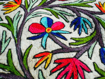 Boho wool rug "Namda" from Kashmir hand felted and embroidered 6ft round