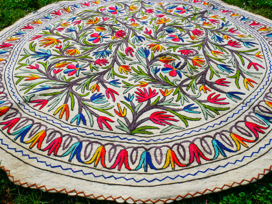 Boho wool rug "Namda" from Kashmir hand felted and embroidered 6ft round