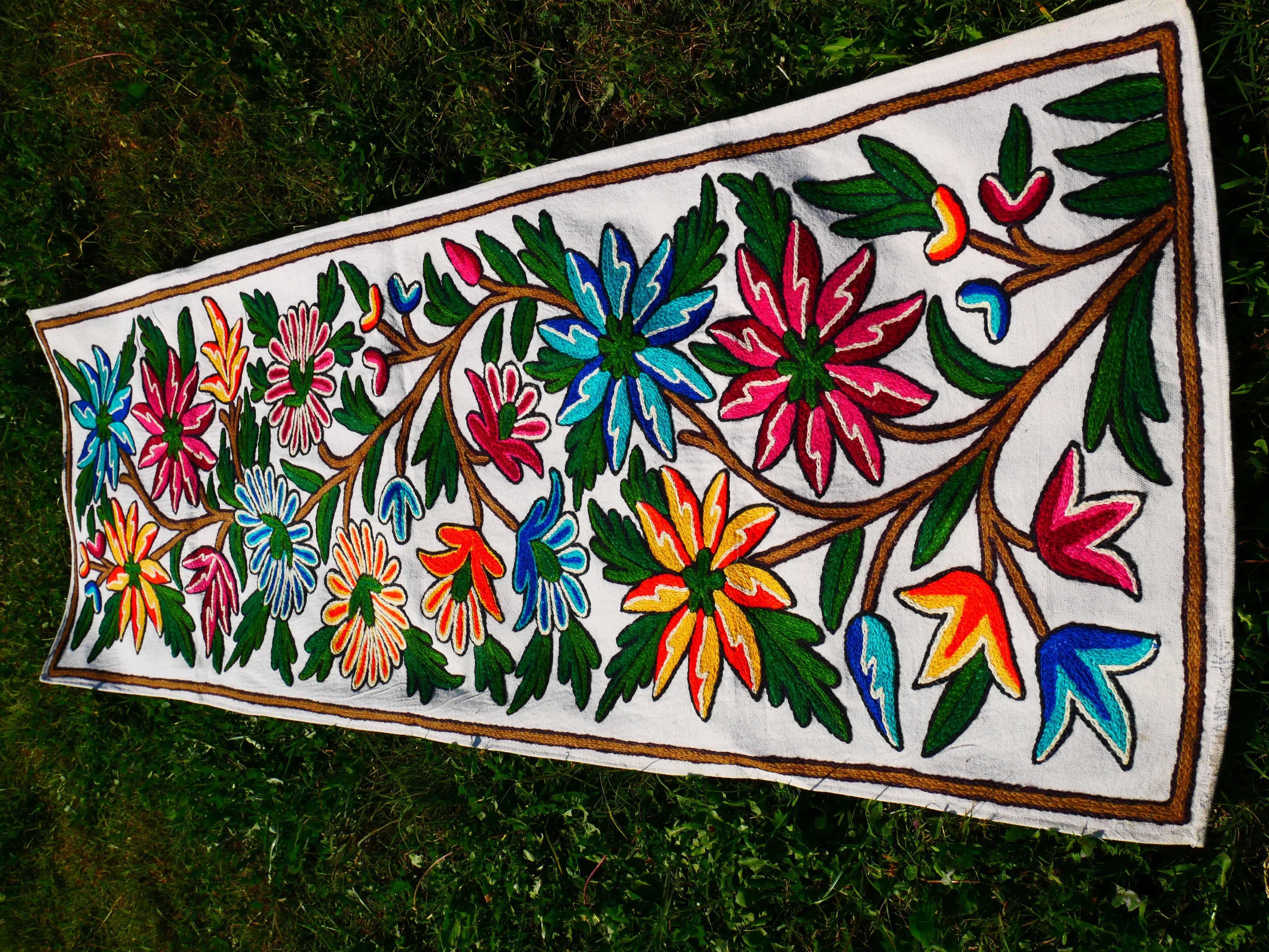Kashmiri Crewel Embroidered Table Runner – Handmade Floral Table Decor with Traditional Crewel Embroidery
