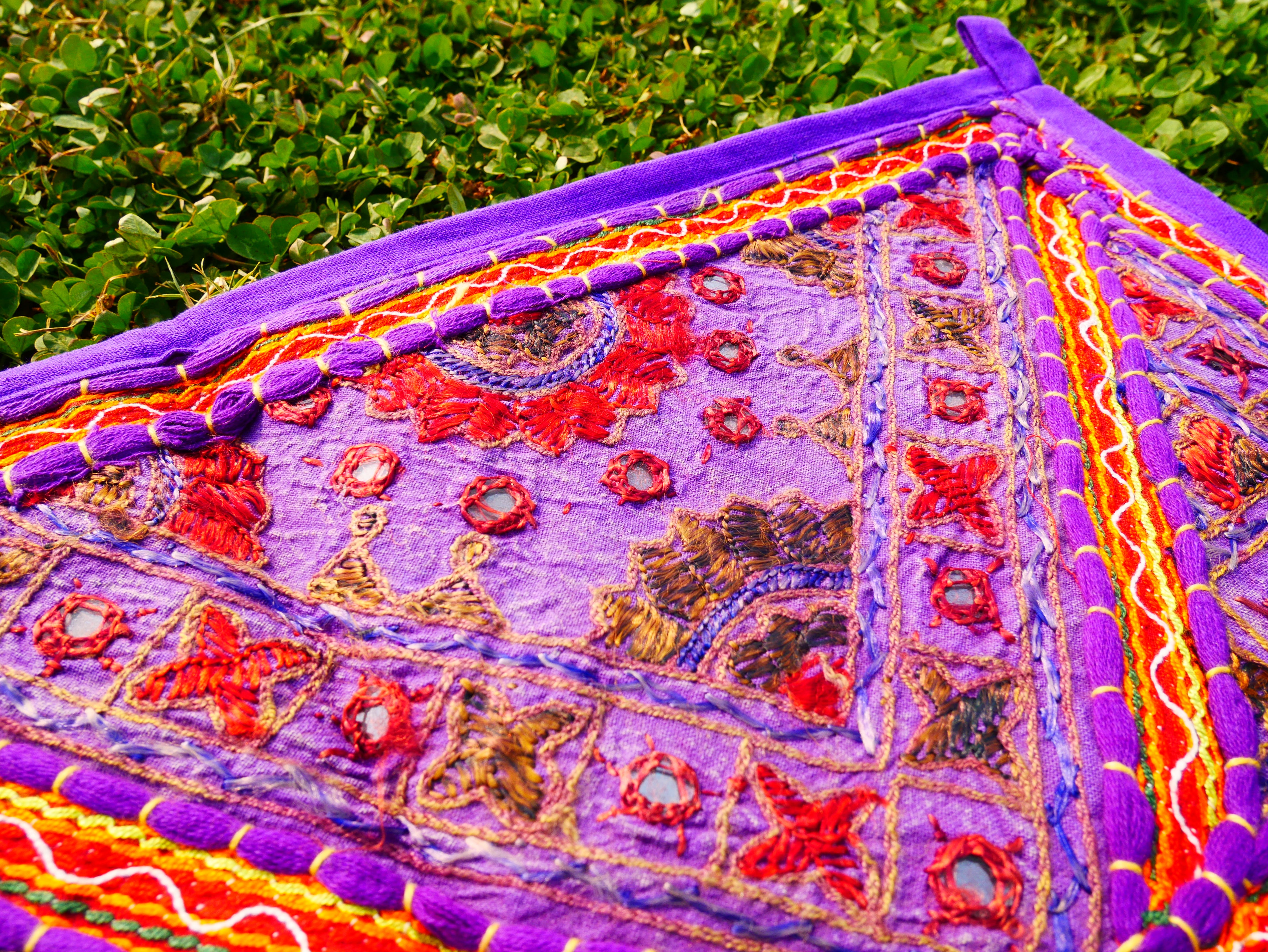 Torán bordado - Colgante de puerta indio - Cenefa de ventana boho morada