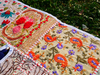 Extra large Toran 6,5ft Indian window valance - door hanging - Hippie wall decor