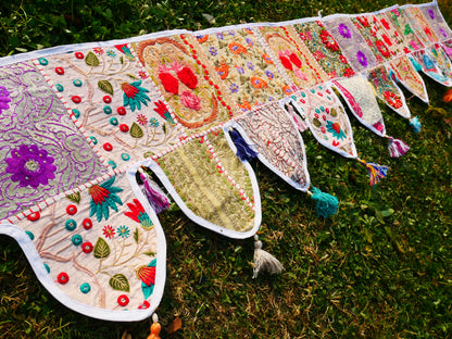 Extra large Toran 6,5ft Indian window valance - door hanging - Hippie wall decor