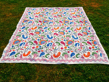 Böhmische Bettwäsche – luxuriöse indische Bettüberwürfe | Kashmir Crewel-Stickerei - bunte Tagesdecke, florales Design