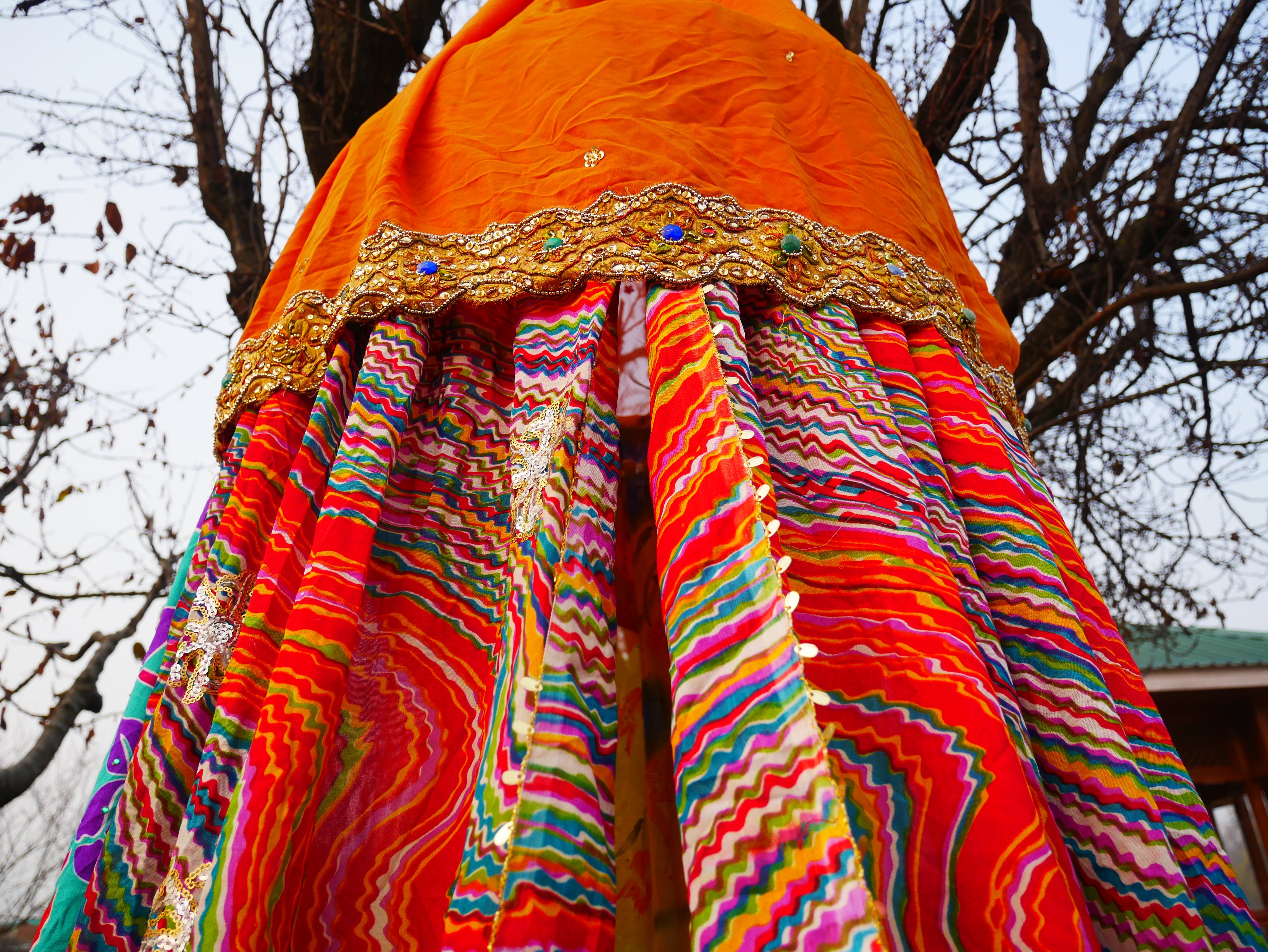 Toldo de sari - Tienda de sari - dosel de cama | telón de fondo para boda bohemia | dosel Shanti para el hogar - área de asientos en el suelo | sala de meditación