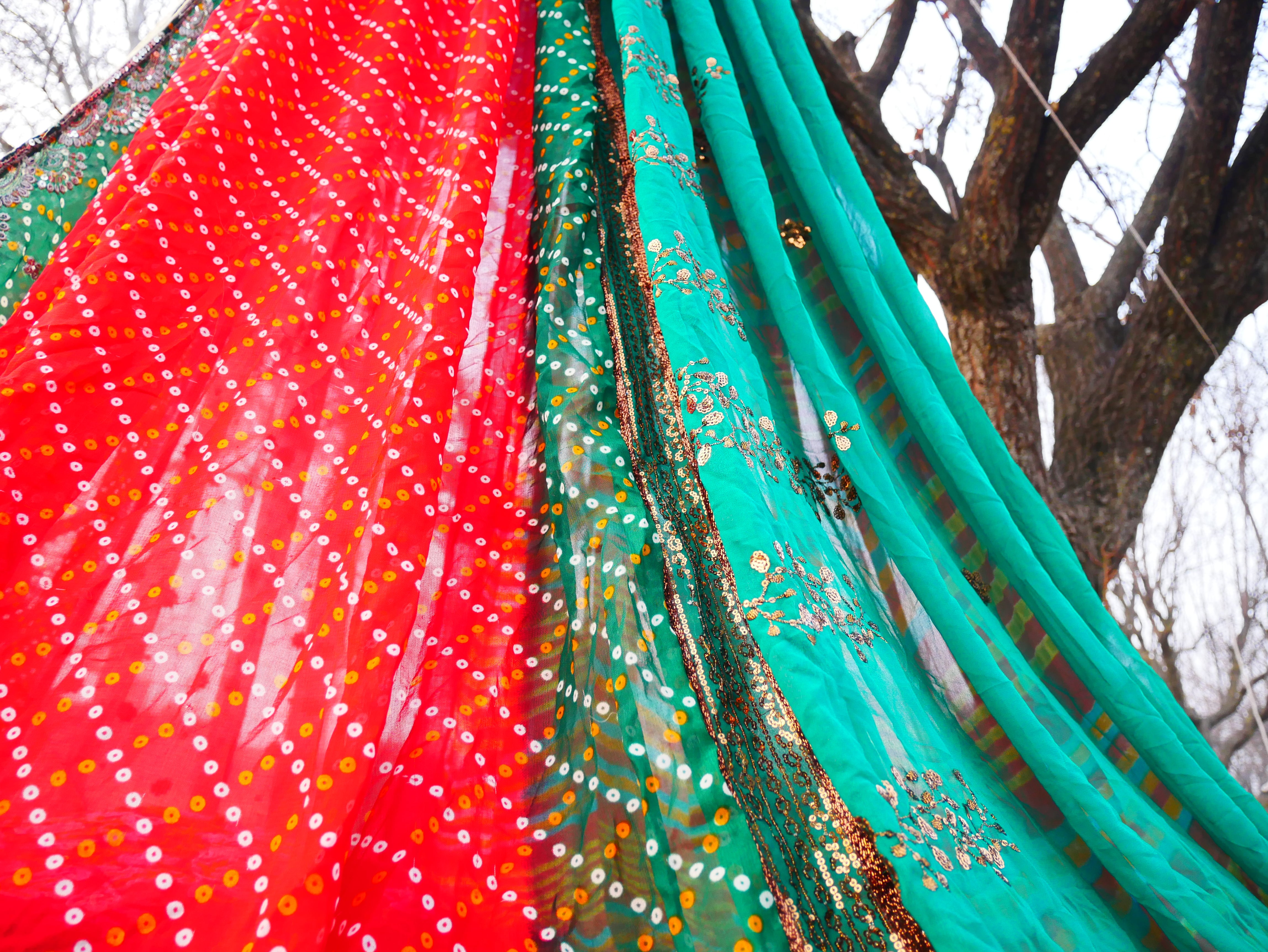 Dosel boho Tienda Saree - dosel de cama | decoración hippie - Baldaquino Shanti para espacios de meditación o rincones de lectura