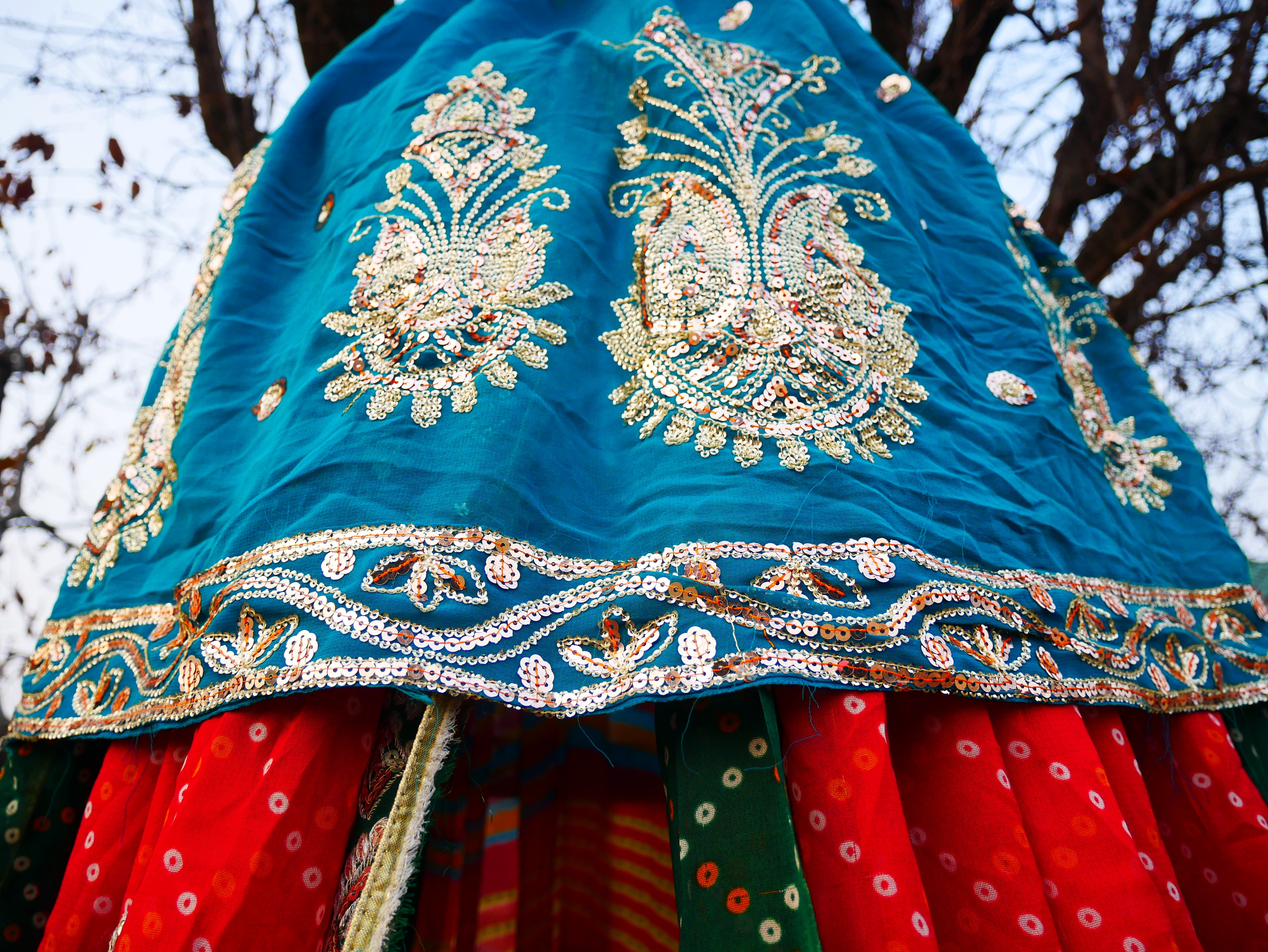 Dosel boho Tienda Saree - dosel de cama | decoración hippie - Baldaquino Shanti para espacios de meditación o rincones de lectura