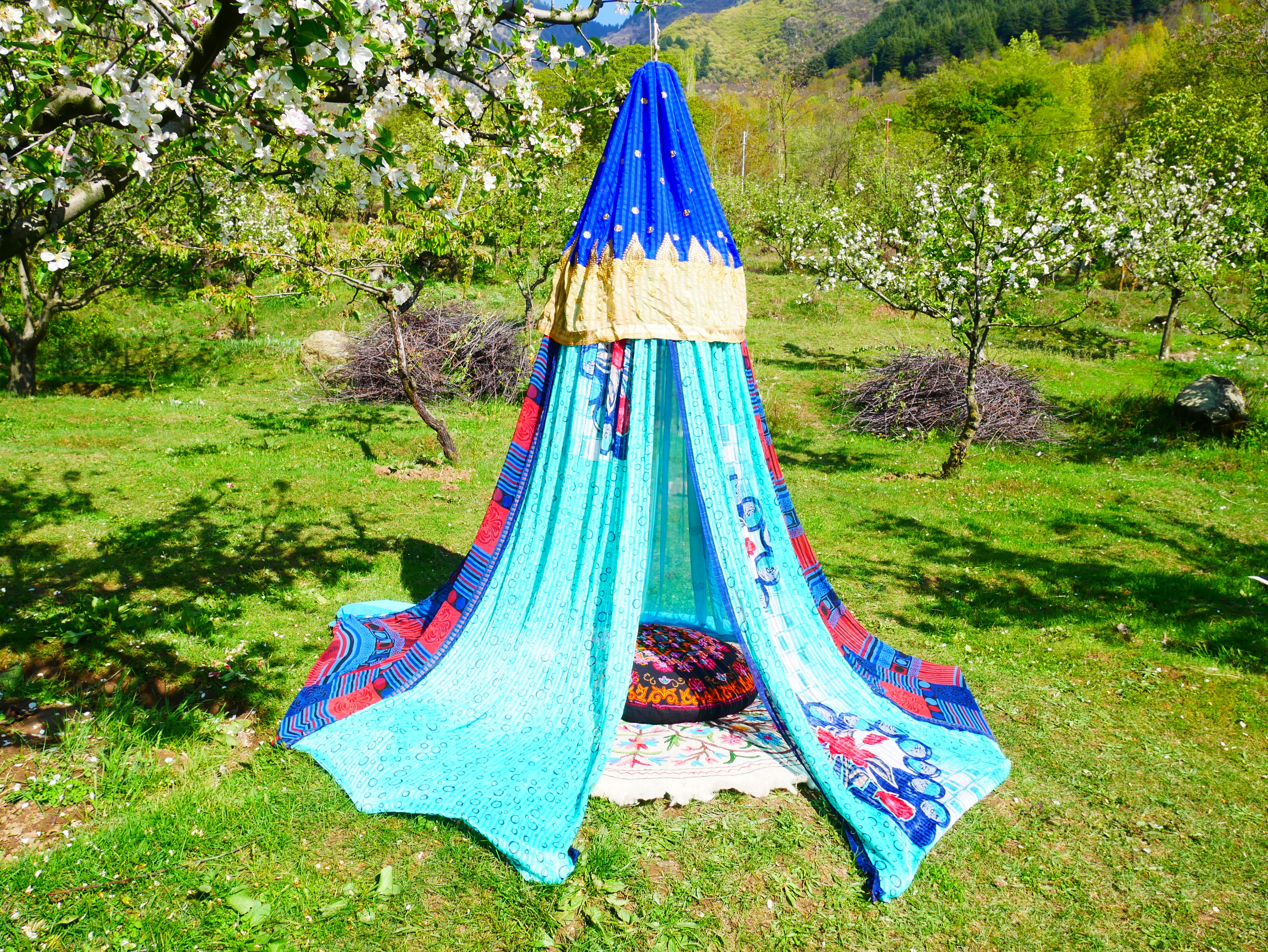 Dosel bohemio - Tienda de sari - Dosel de cama | Decoración hippie - Baldaquino Shanti para espacios de meditación o rincones de lectura