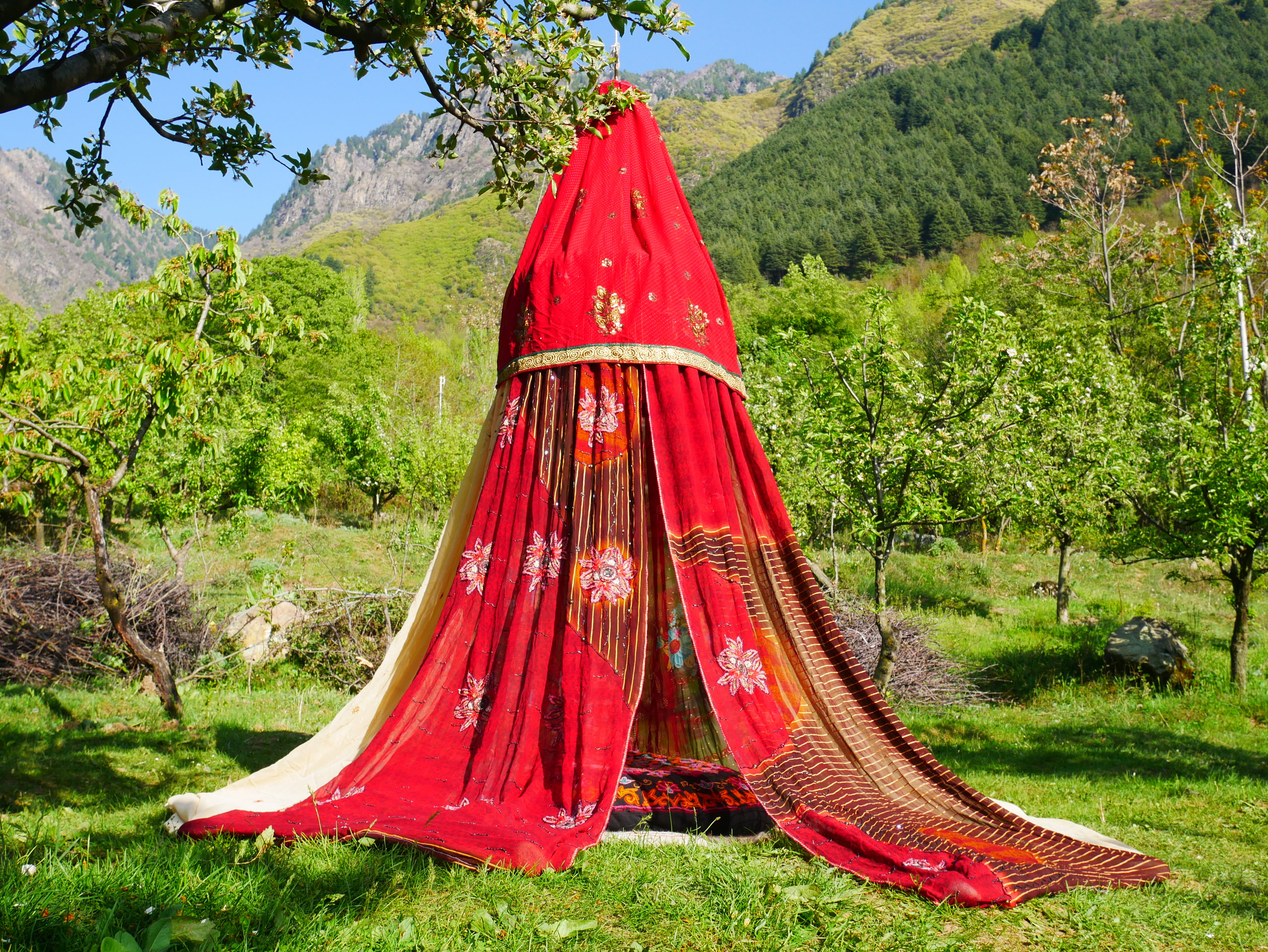 Shanti Canopy Saree tent - bed canopy | Kashmiri baldachin for Meditation Spaces or Reading nooks
