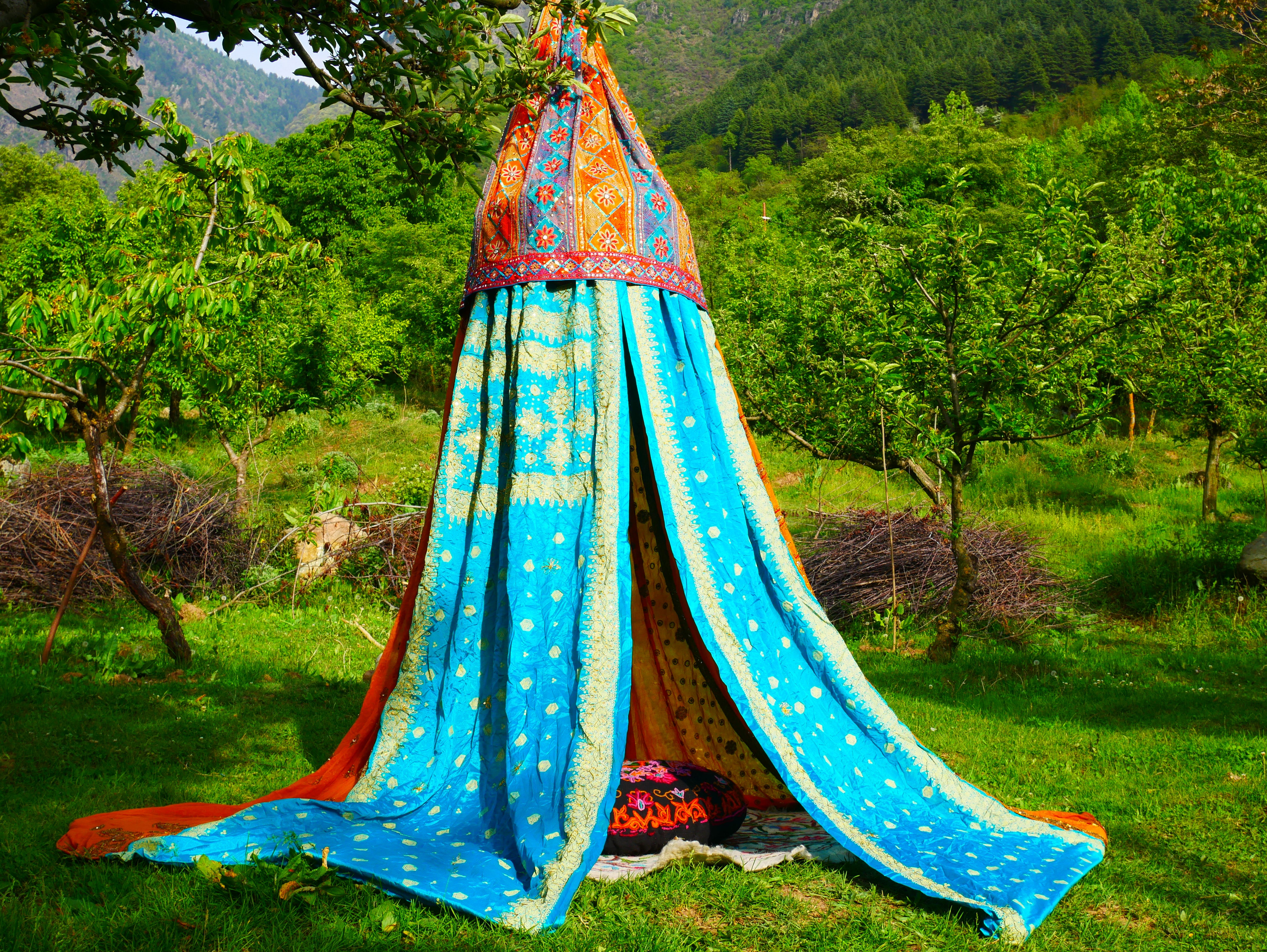 Embroidery canopy - Wedding Saree tent - bed canopy  | hippie decor - Shanti baldachin