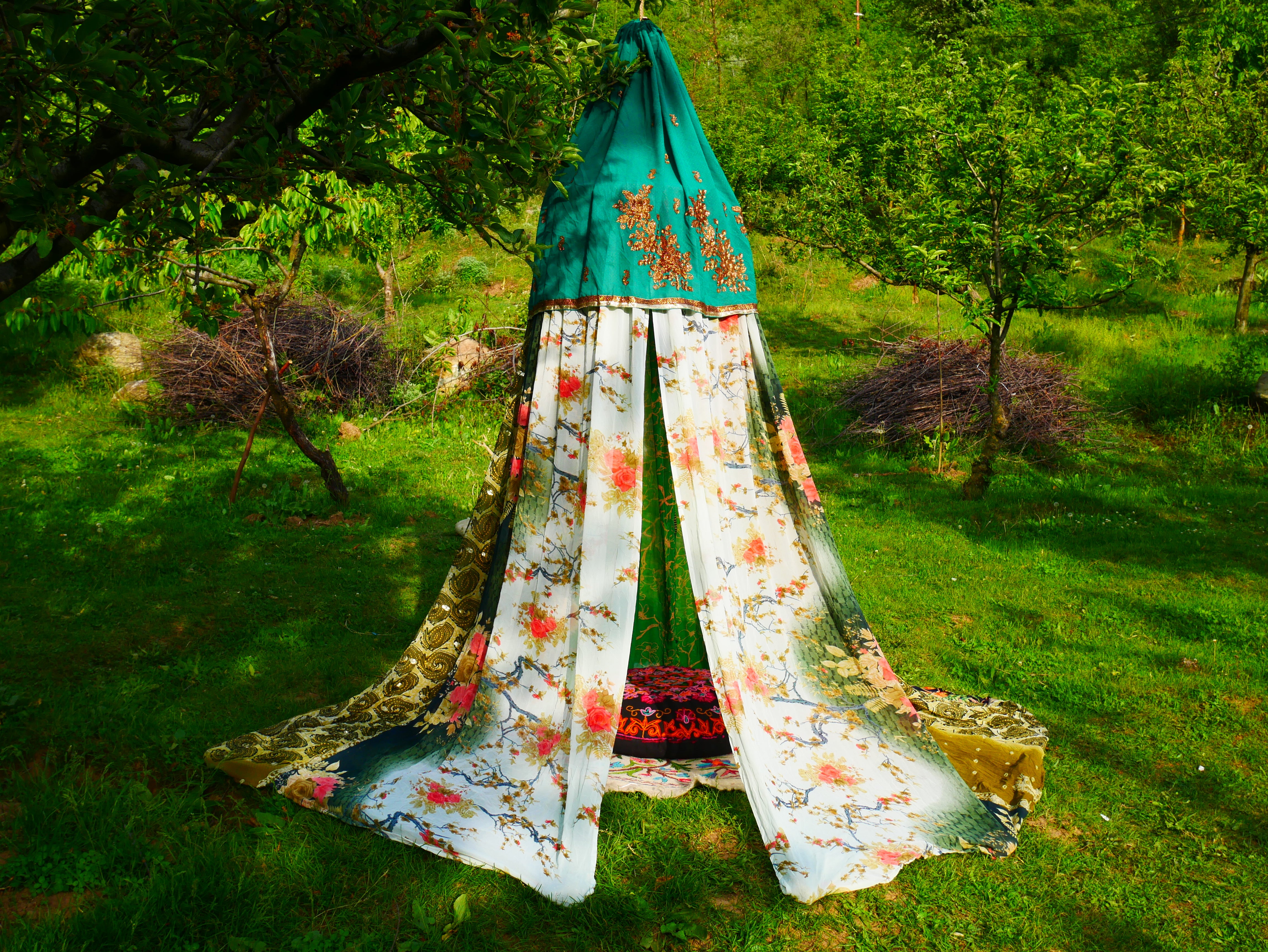 Shanti Canopy Saree tent - bed canopy | Kashmiri baldachin for Meditation Spaces or Reading nooks