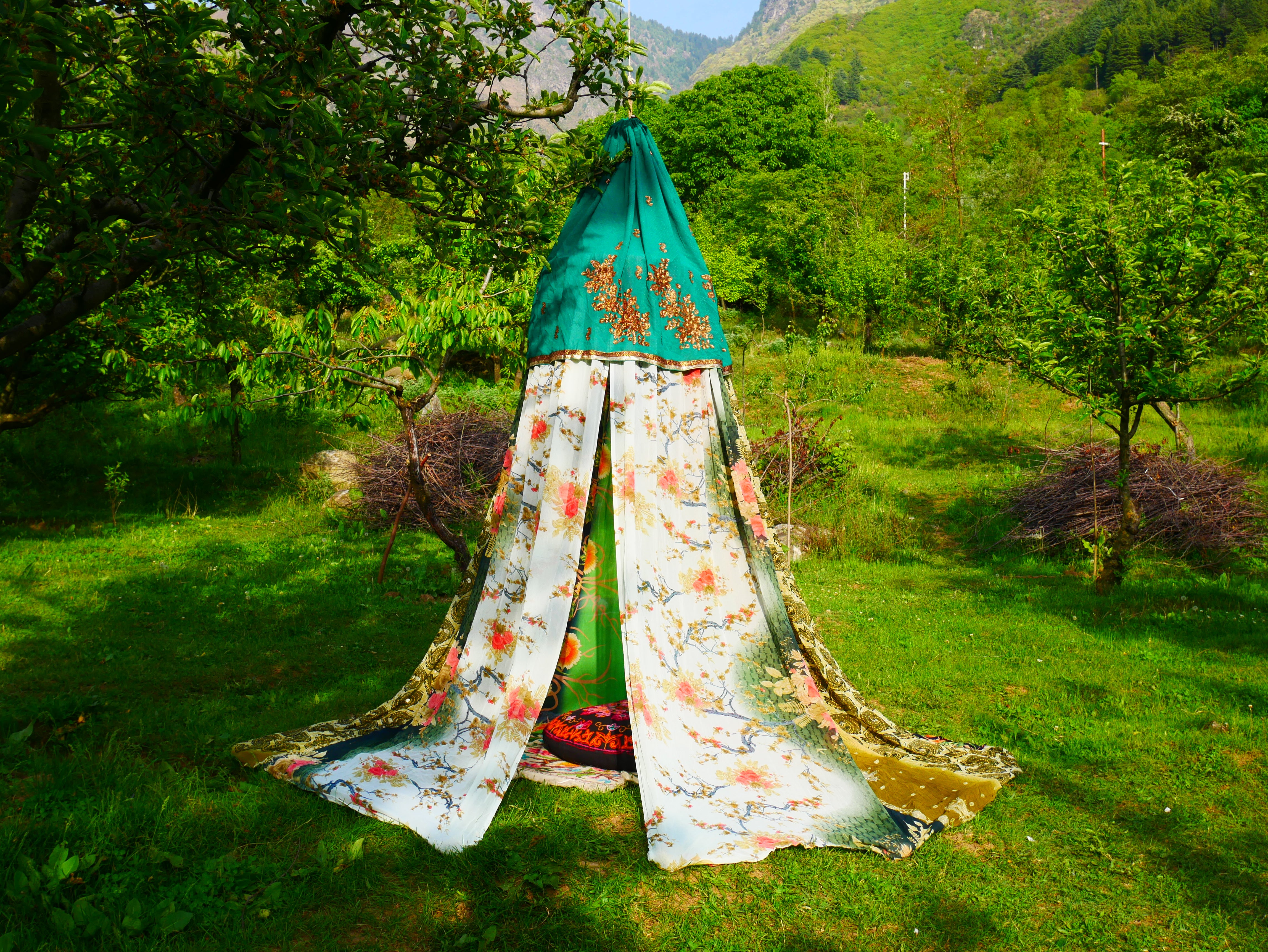 Shanti Canopy Saree tent - bed canopy | Kashmiri baldachin for Meditation Spaces or Reading nooks