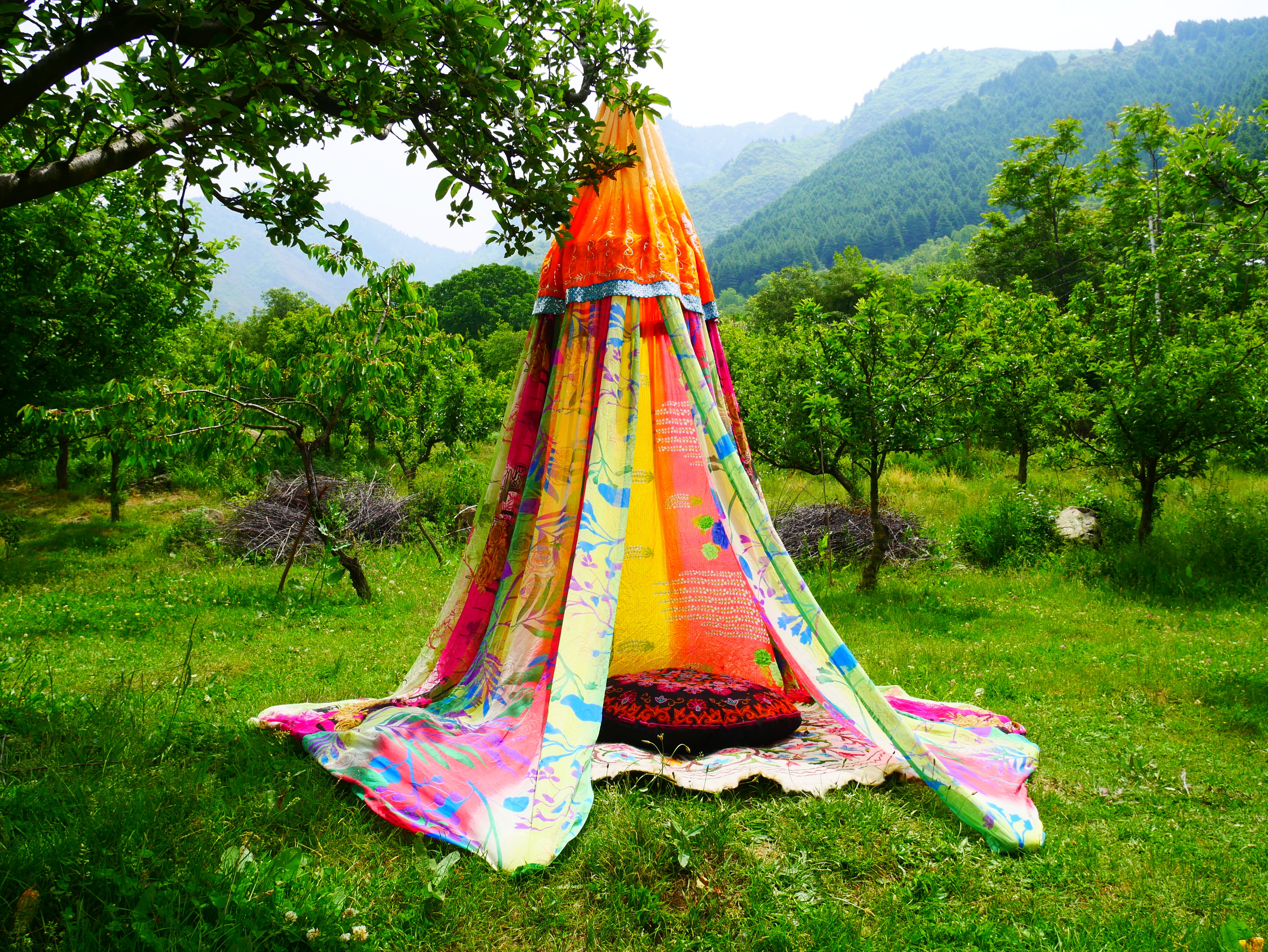 Handmade canopy - Saree tent - bed canopy  | hippie decor - Shanti baldachin for Meditation Spaces or Reading nooks
