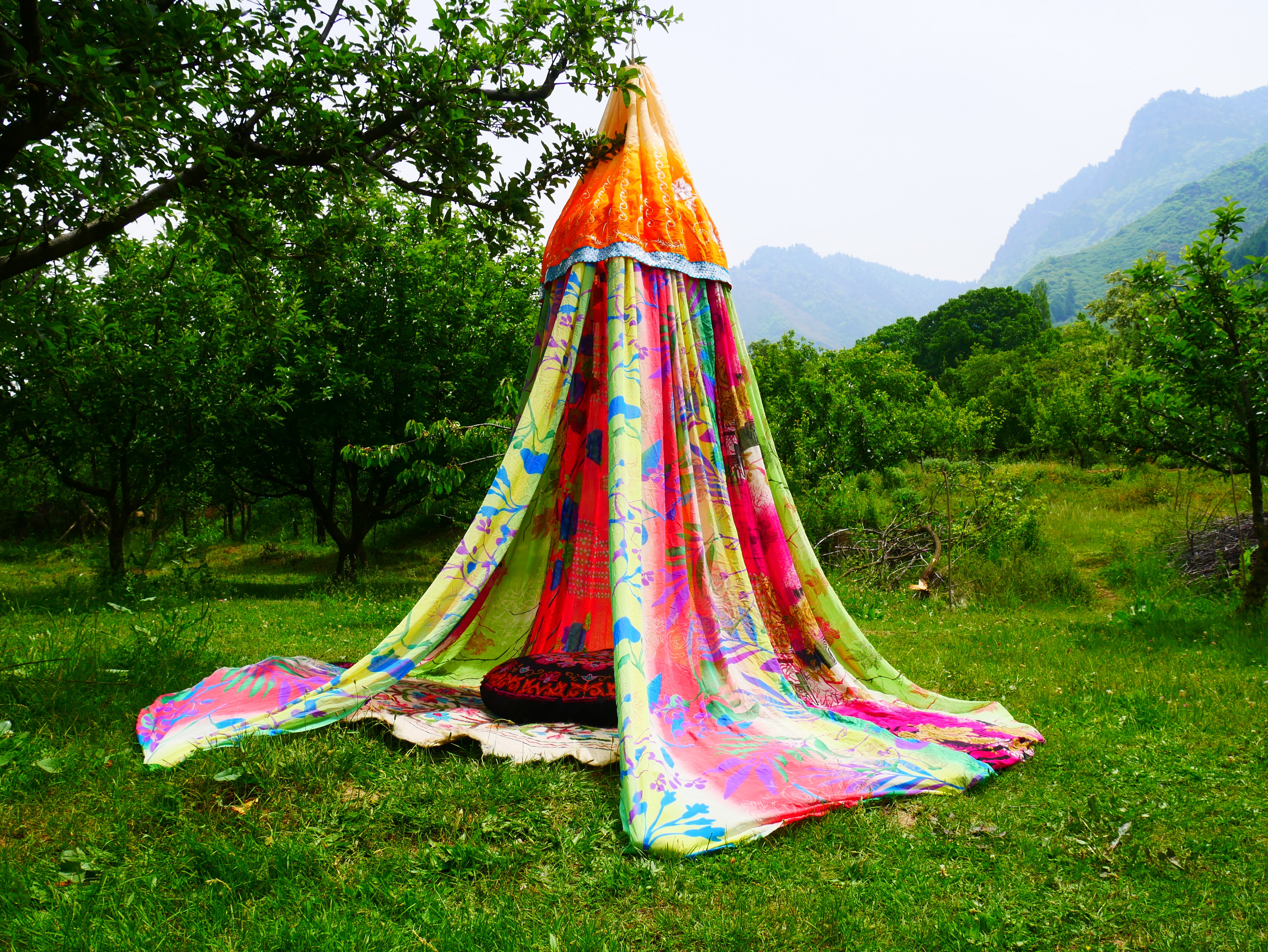 Handmade canopy - Saree tent - bed canopy  | hippie decor - Shanti baldachin for Meditation Spaces or Reading nooks