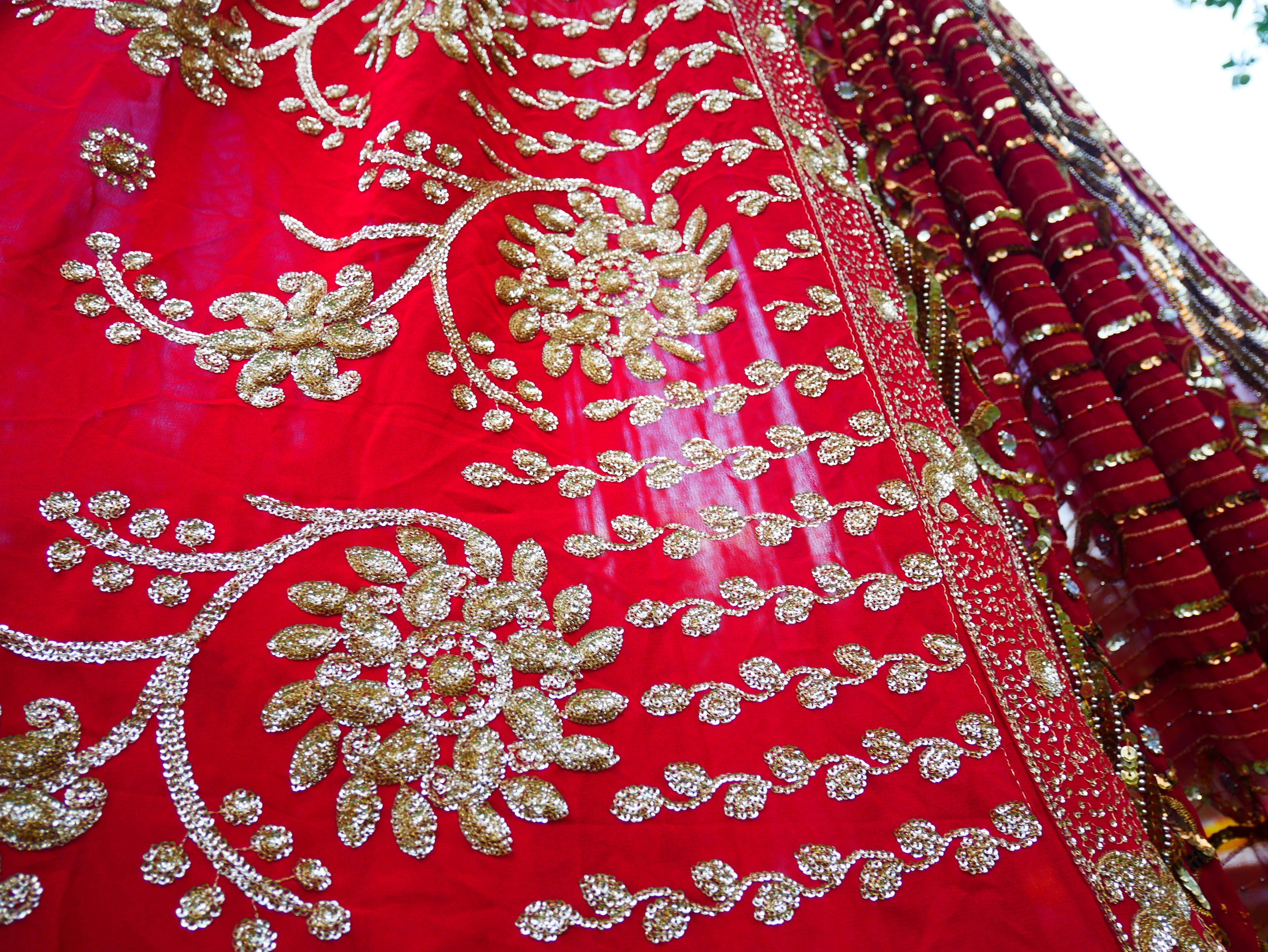 Embroidery canopy - Wedding Saree tent - bed canopy  | hippie decor - Shanti baldachin