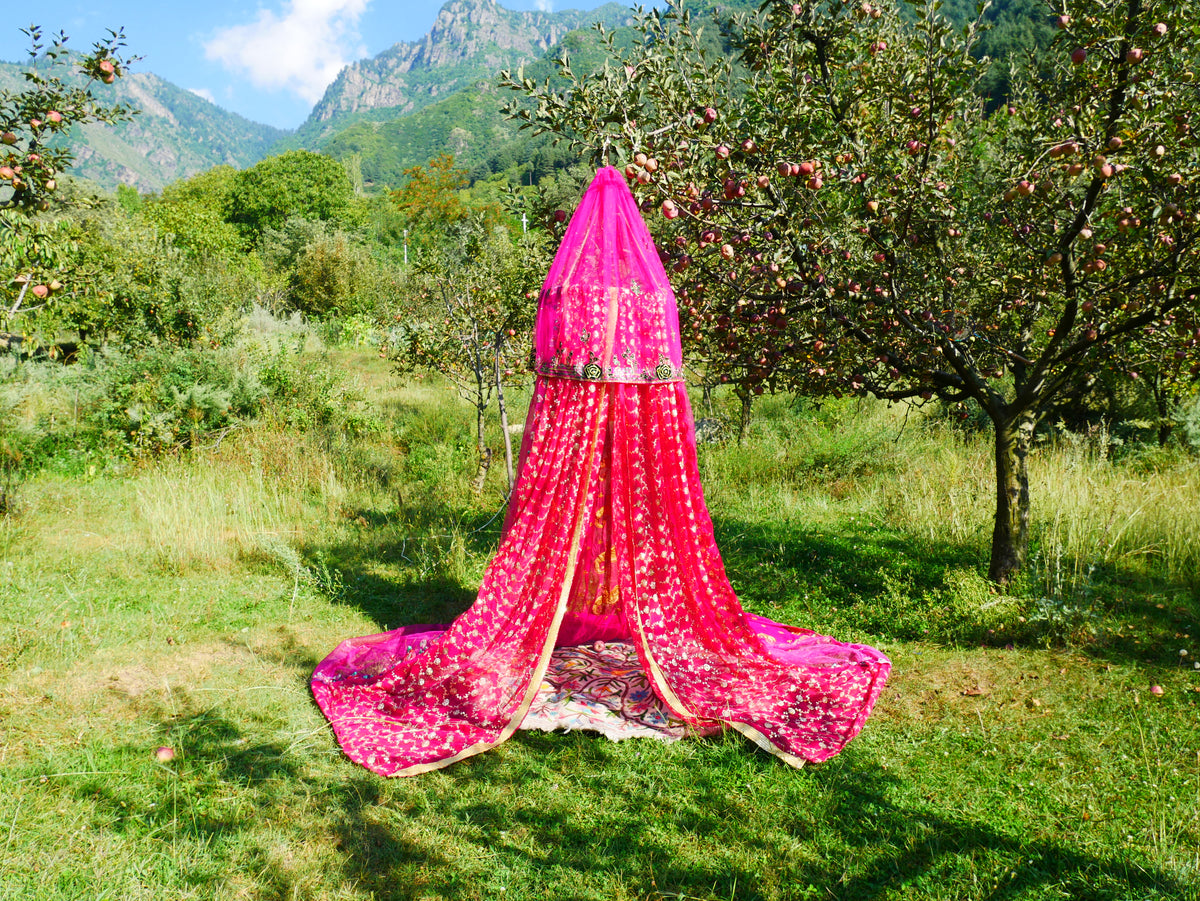 Saree canopy - hanging tent - bed canopy | bohemian wedding backdrop | Indian Hippie decor - floor seating area | meditation room - glamping